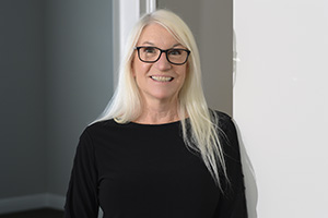 Headshot of Lisa Fielder